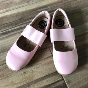 Livie and Luca Bella ballet flat big kids size 1
